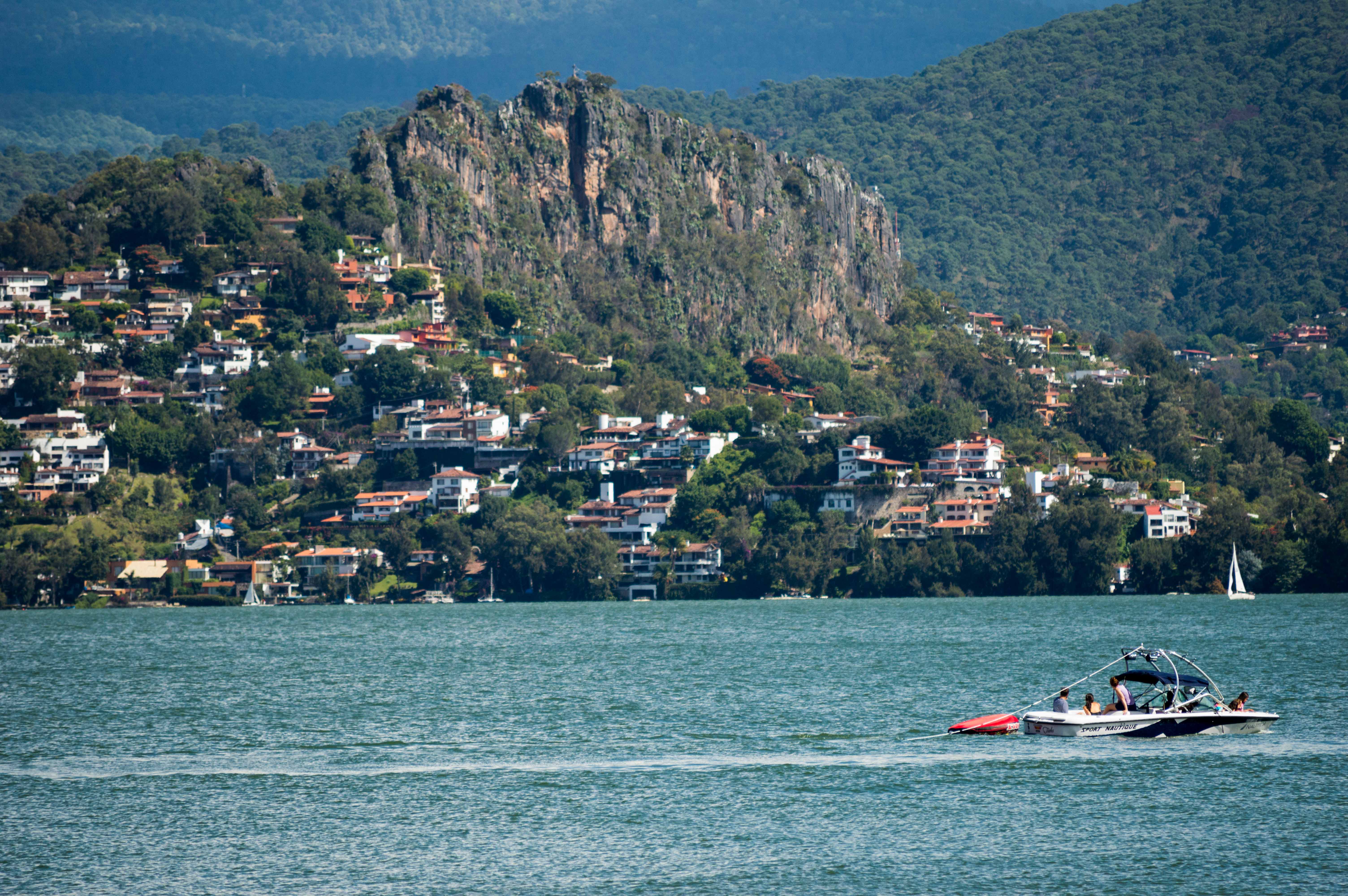 Lago Valle de Bravo Deseo de Sendero