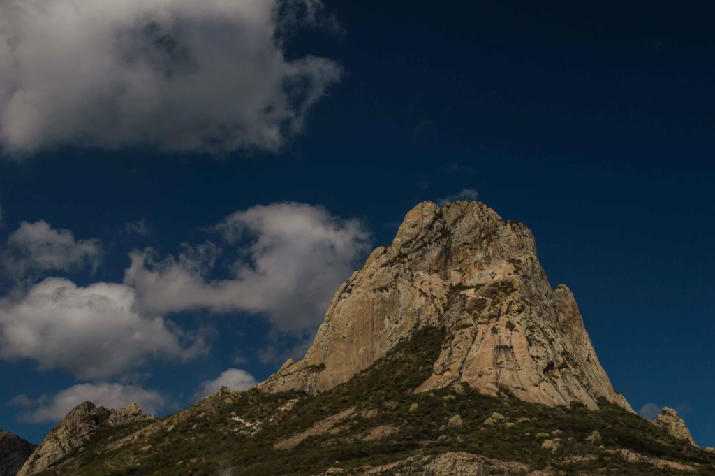 pena-de-bernal-bernal-deseo-de-sendero