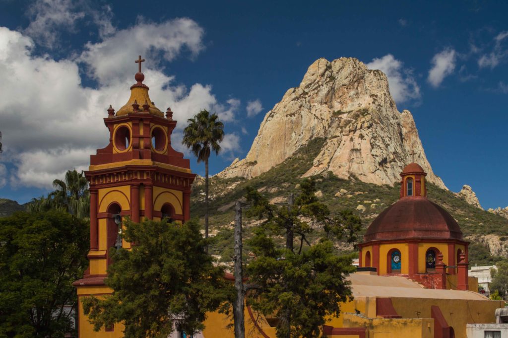 pena-e-iglesia-bernal-deseo-de-sendero