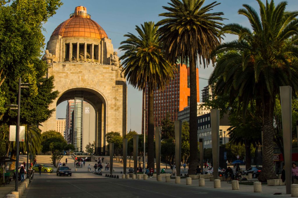 Monumento a la Revolución - Deseo de Sendero